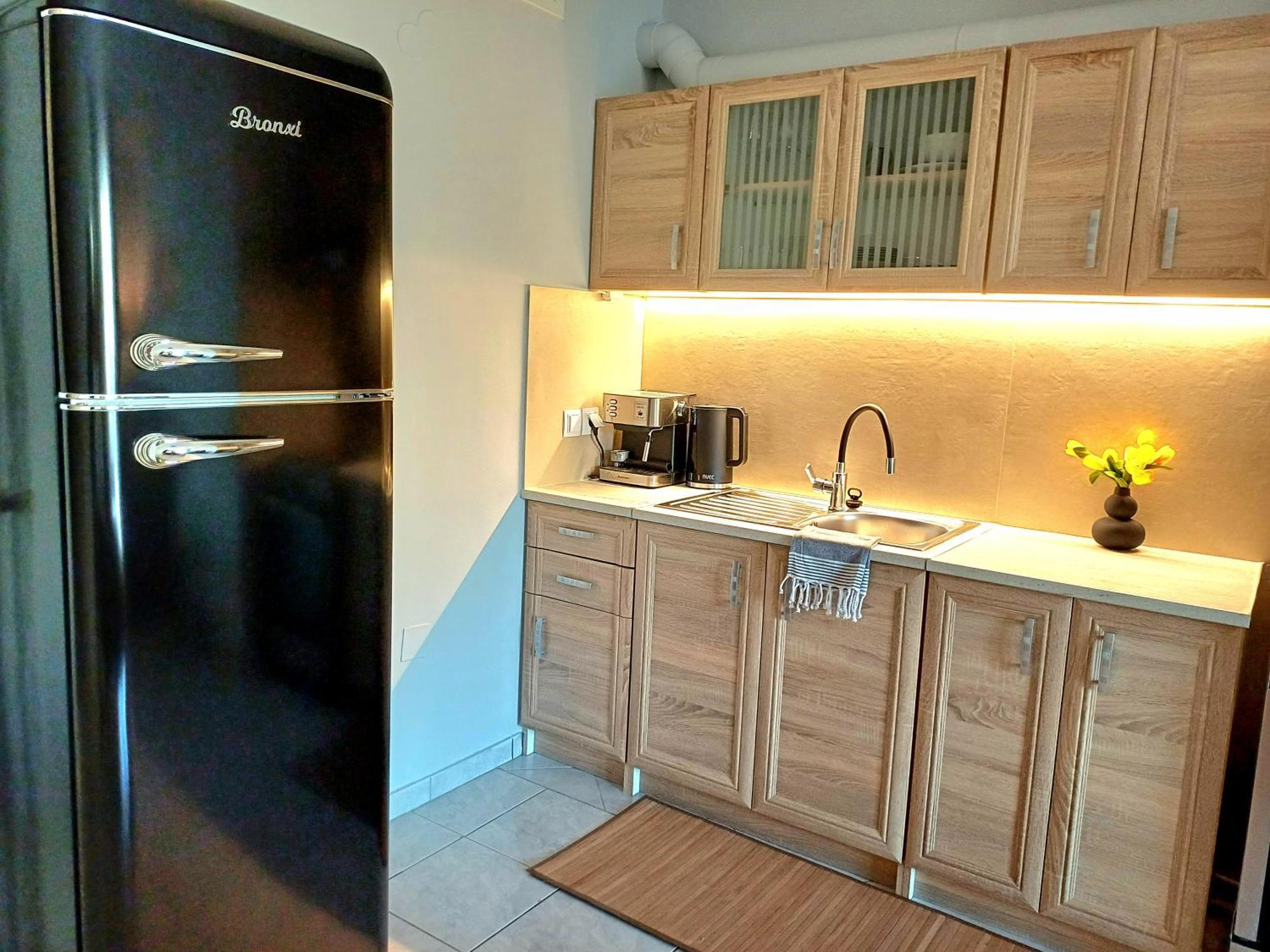 Chalkís Angela'S Apartment מראה חיצוני תמונה